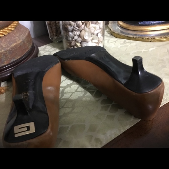 Gucci Rust Designer Leather Shoes - Picture 6 of 8